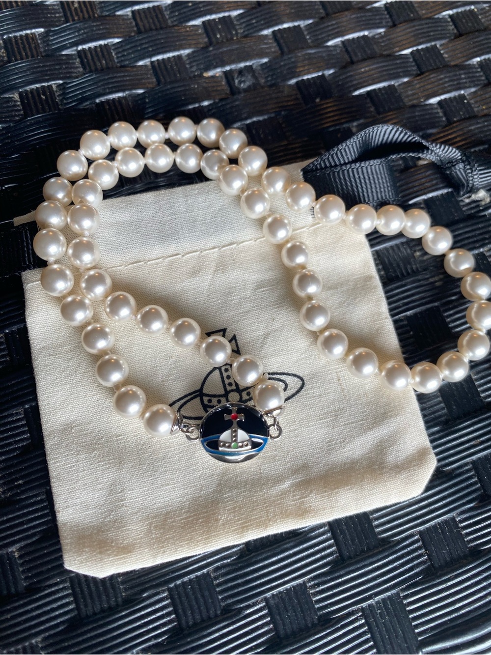 Vivienne Westwood Pearl necklace choker